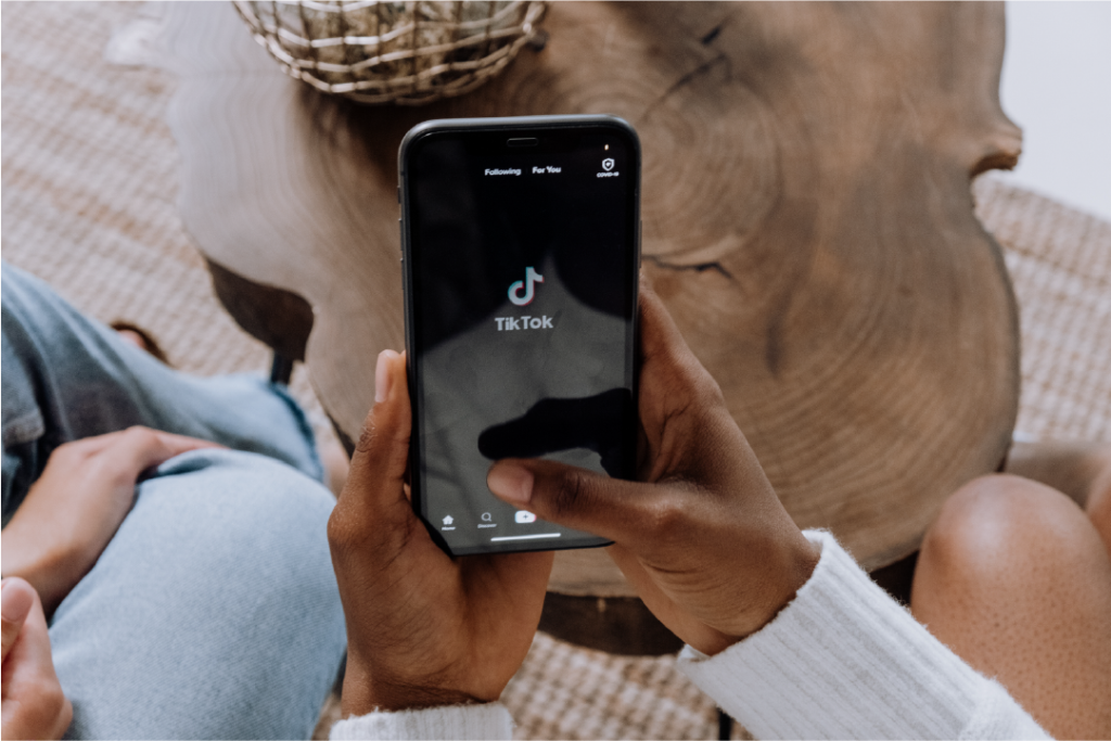 Memulai Bisnis Online di TikTok Shop dengan UPFOS